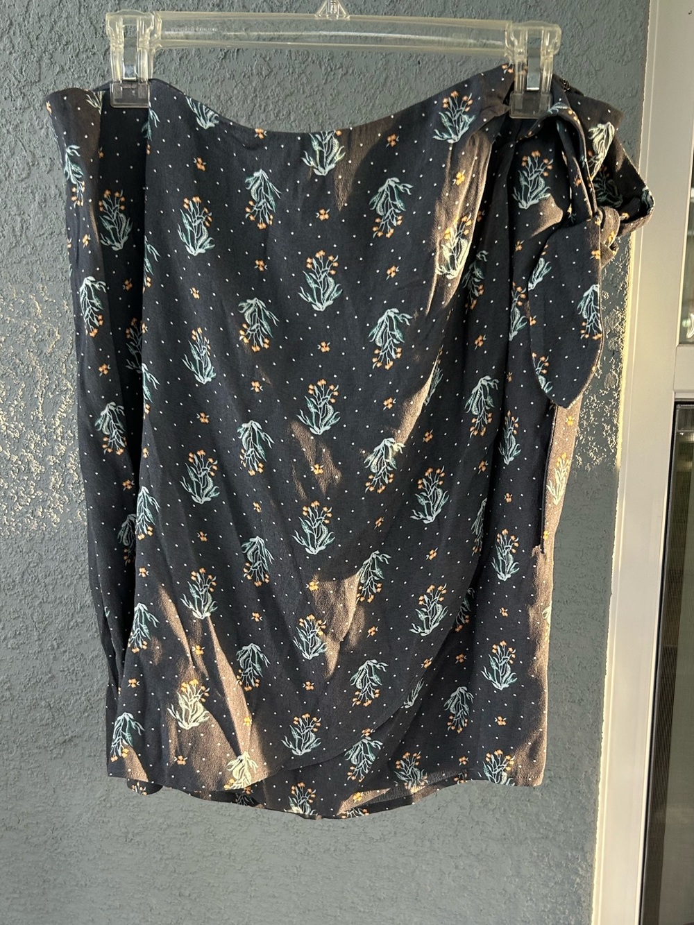 Loft NWT Women’s Floral And Polka For Wrap Skirt Size 10 Casual Officewear